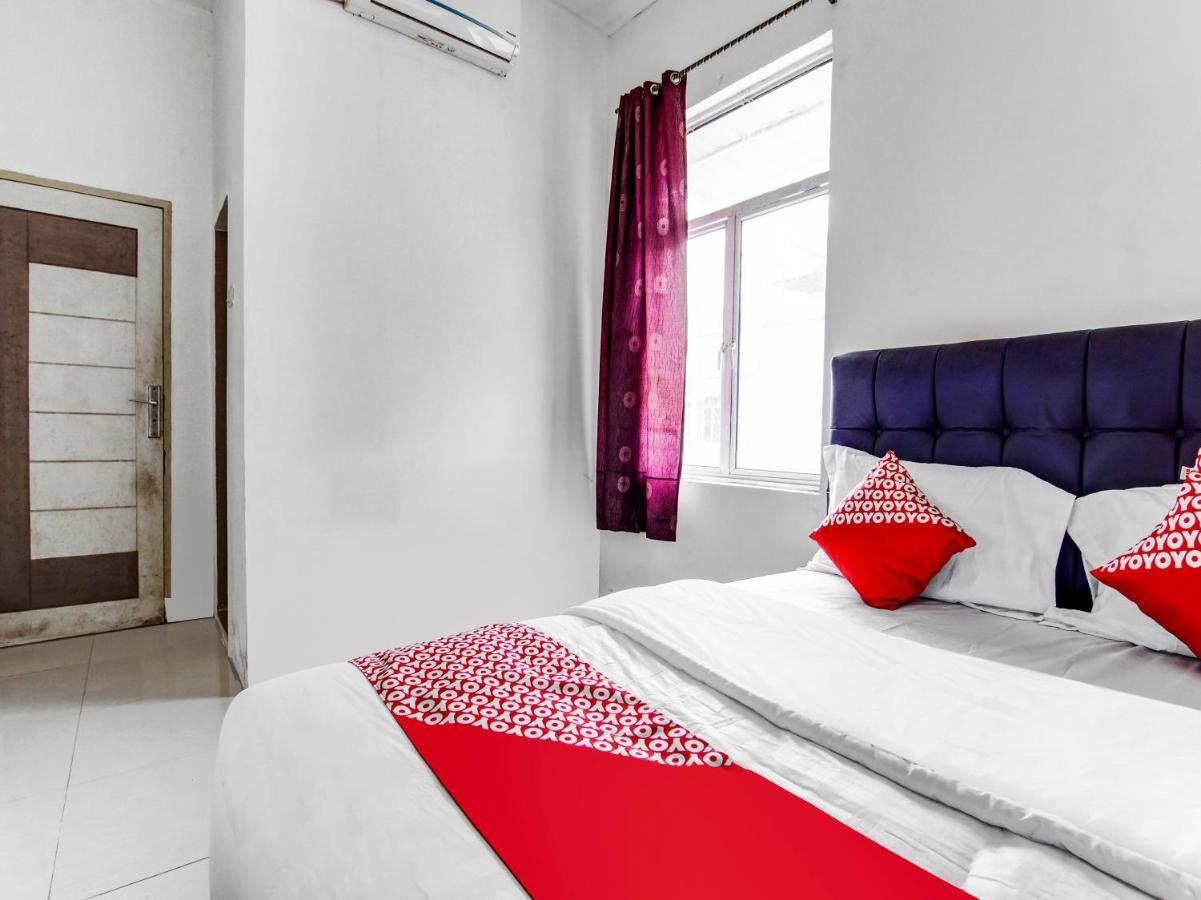 Oyo 90897 Hotel Sepupu Satria Pekanbaru Exterior photo